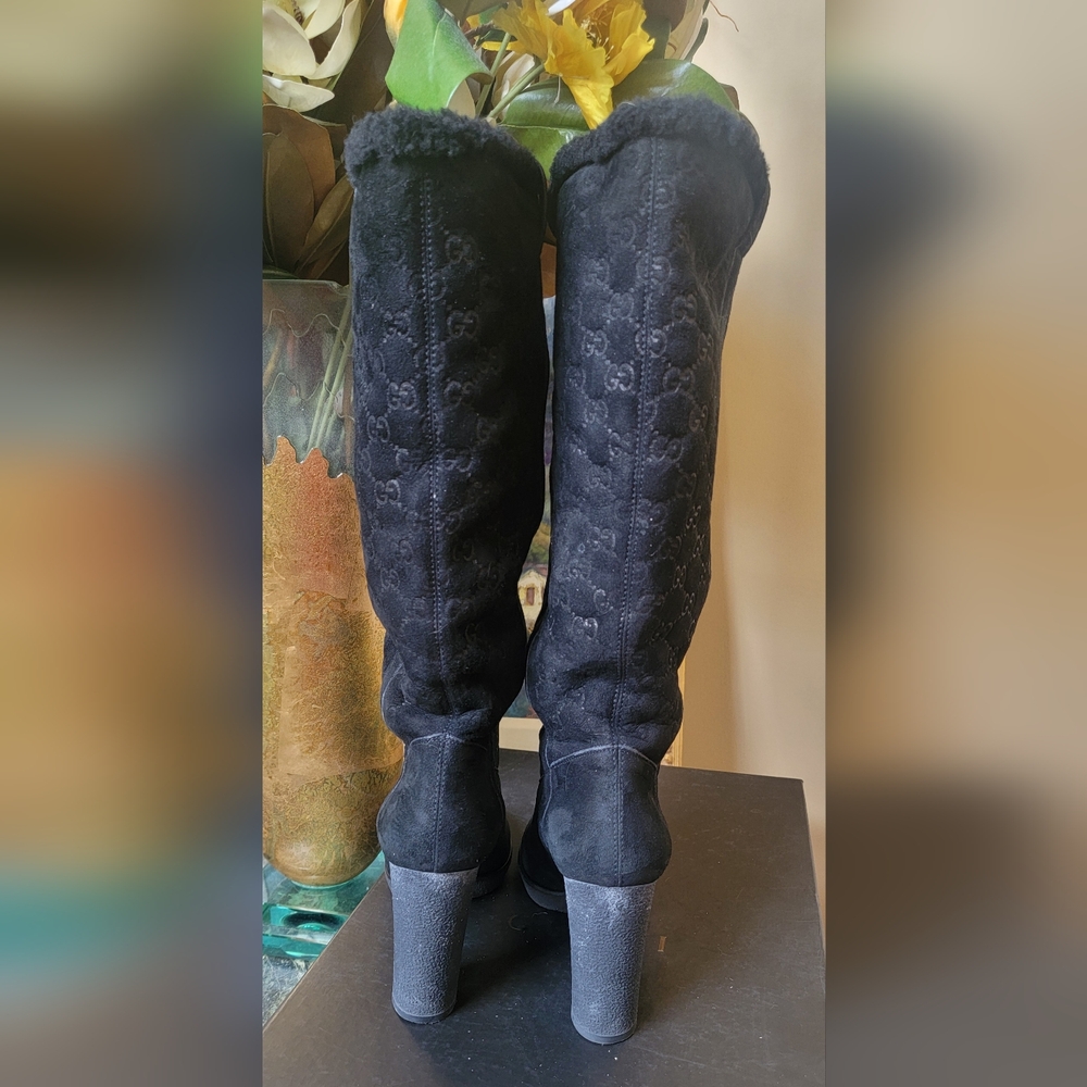 Gucci Suede Monogram Black Shearling Lined Tall High Heel Women's Boots 9.5 - Picture 4 of 11